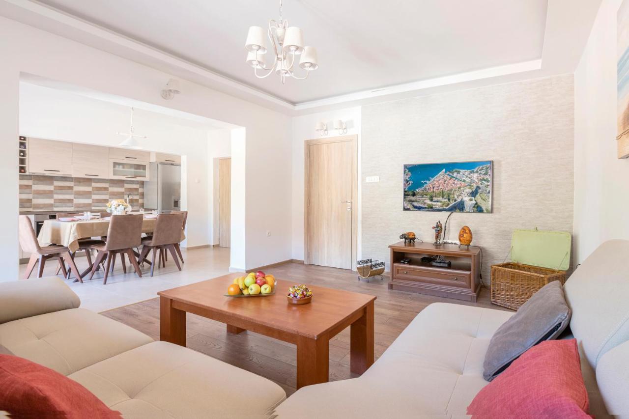 Seafoam Apartment كوتور المظهر الخارجي الصورة